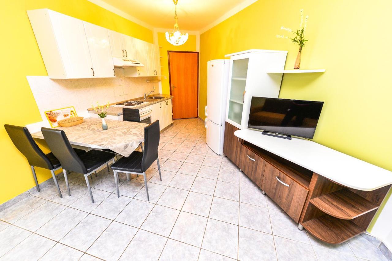 נובליה Apartments Hope מראה חיצוני תמונה
