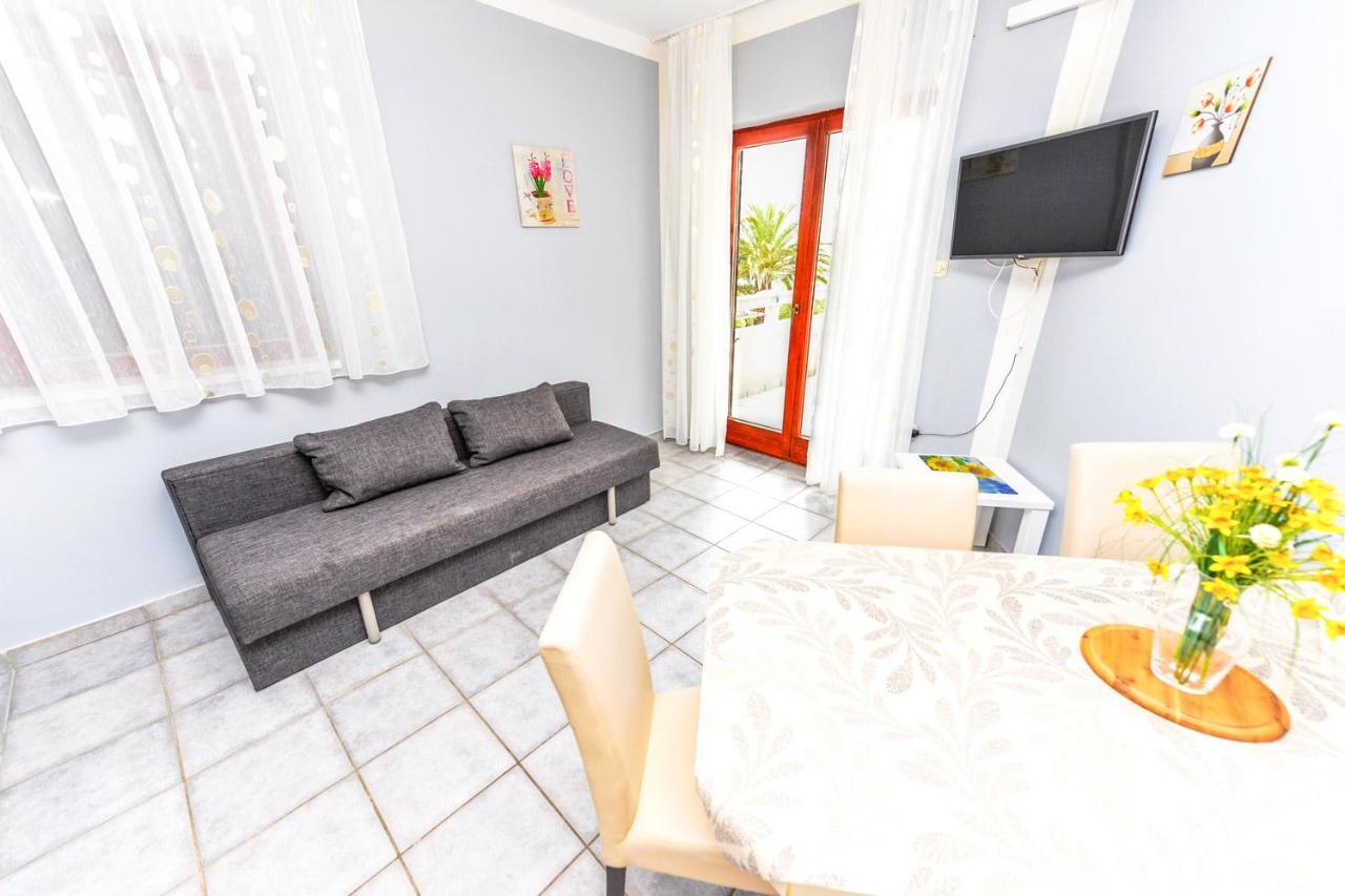 נובליה Apartments Hope מראה חיצוני תמונה